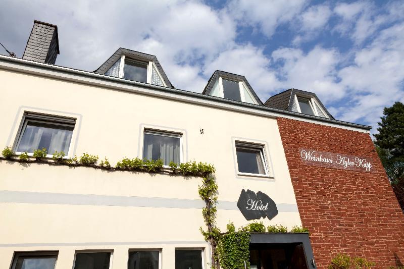 Weinhotel Ayler Kupp Экстерьер фото