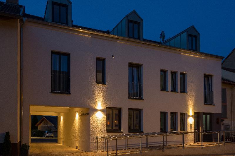 Weinhotel Ayler Kupp Экстерьер фото