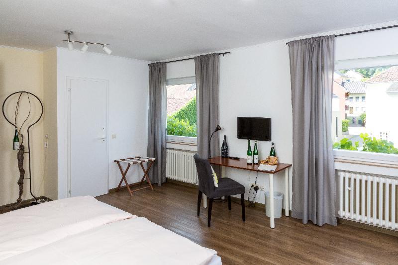Weinhotel Ayler Kupp Экстерьер фото